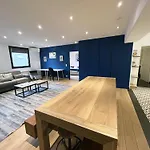 Urbanflat 166 - Luxury Apartment In The Center Of Paris